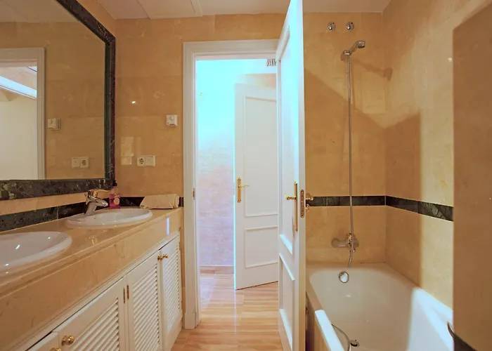 Apartamento In Near Sandy